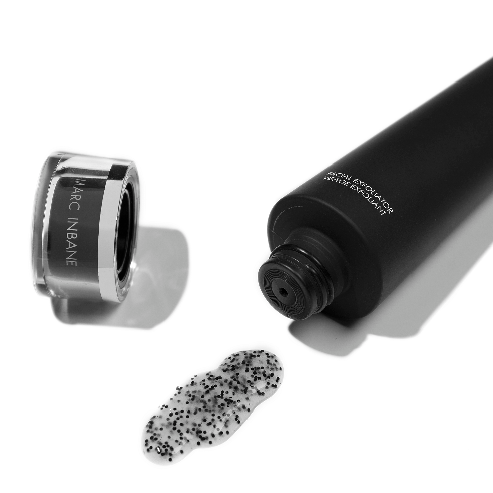 Marc Inbane Black Exfoliator hvid baggrund åben